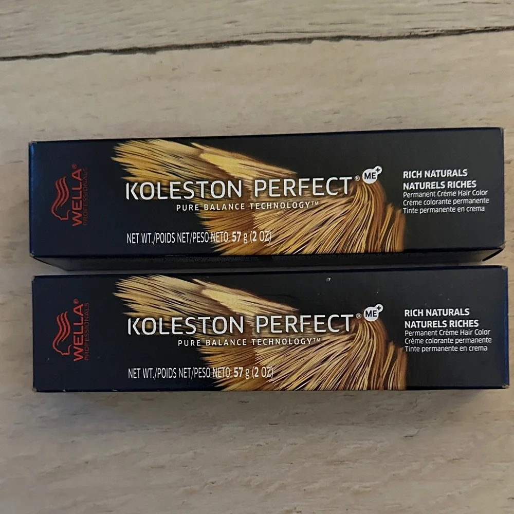 Wella Koleston Perfect Me+ 7/1 Medium Blonde/Ash
2-2oz 7/1 permanent Hair Color - Picture 1 of 3